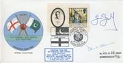 ENGLAND (V PAKISTAN) 1992 SIGNED FIRST DAY COVER - GOWER PASSES BOYCOTT