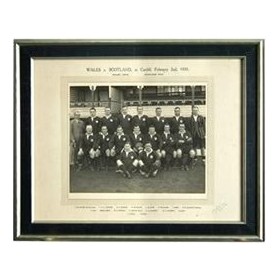 WALES 1935 RUGBY PHOTOGRAPH (TEAM THAT DEFEATED SCOTLAND)