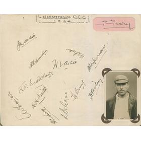 LEICESTERSHIRE COUNTY CRICKET CLUB 1930 AUTOGRAPHS