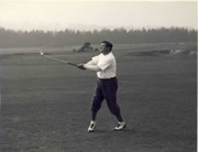 BABE RUTH PLAYING GOLF 1935 - TWO PRESS PHOTOGRAPHS 
