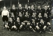 NEW ZEALAND (V LLANELLI) 1953-54 RUGBY PHOTOGRAPH