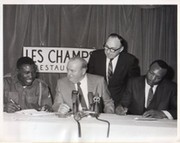 DICK TIGER V BOB FOSTER (CONTRACT SIGNING) 1968