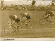 CYCLING AT HERNE HILL 1947 PHOTOGRAPH - INCLUDING REG HARRIS