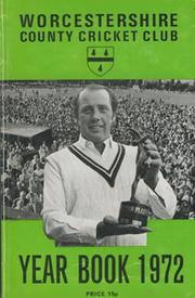 WORCESTERSHIRE COUNTY CRICKET CLUB YEAR BOOK 1972