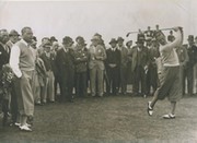 HENRY COTTON AT THE MID-SURREY GOLF COURSE 1935 PRESS PHOTOGRAPH
