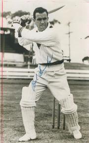 BOB SIMPSON (AUSTRALIA) 1961 SIGNED CRICKET PHOTOGRAPH
