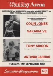 COLIN JONES V SAKARIA VE AND TONY SIBSON V ANTONIO GARRIDO 1982 BOXING PROGRAMME