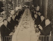 ENGLAND FOOTBALL TEAM 1952 PHOTOGRAPH - LUNCH IN ROME