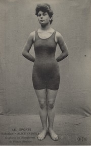 ALICE SADOUX (FRENCH SWIMMER) POSTCARD