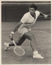 KEN ROSEWALL 1969 TENNIS PHOTOGRAPH