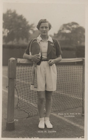 HELEN HULL JACOBS (USA) TENNIS POSTCARD