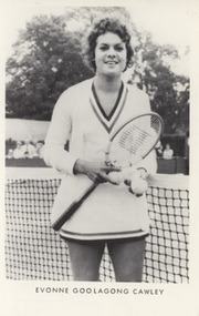 EVONNE GOOLAGONG (AUSTRALIA) TENNIS POSTCARD