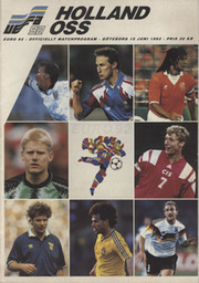 HOLLAND V RUSSIA 1992 (EUROPEAN CHAMPIONSHIPS) FOOTBALL PROGRAMME