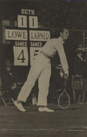 ARTHUR LOWE (ENGLAND) TENNIS PHOTOGRAPH