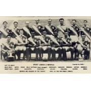 BENFICA 1962 (EUROPEAN CHAMPIONS) FOOTBALL POSTCARD