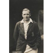 HARRY PARKS (SUSSEX) SIGNED CRICKET POSTCARD