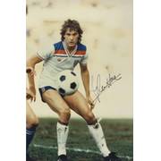 GLENN HODDLE SIGNED PHOTOGRAPH 
