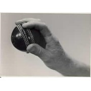 CLARRIE GRIMMETT (AUSTRALIA) 1930 - SET OF CRICKET PHOTOGRAPHS SHOWING HIS GRIP ETC.
