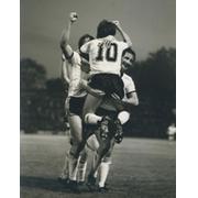 FULHAM  V WIMBLEDON 1984 FOOTBALL PRESS PHOTOGRAPH