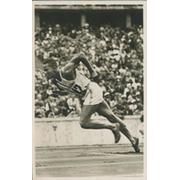 ARCHIE WILLIAMS (USA) - BERLIN OLYMPICS 1936 (400 METRES) POSTCARD