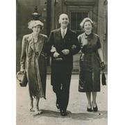 SIR JACK HOBBS 1953 (AFTER RECEIVING KNIGHTHOOD) CRICKET PHOTOGRAPH