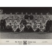 ARSENAL FOOTBALL CLUB 1961-62 TEAM PHOTOGRAPH
