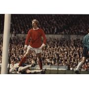 DENIS LAW SIGNED PHOTOGRAPH 
