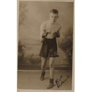BOB ROWLANDS (SEAHAM) SIGNED BOXING PHOTOGRAPH