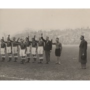ROYAL NAVY V ARMY 1948 RUGBY UNION PHOTOGRAPH - CHEERING THE KING