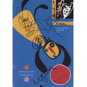 MANCHESTER UNITED V BAYERN MUNICH 1999 (EUROPEAN CUP FINAL) FOOTBALL PROGRAMME - SIGNED BY SHERINGHAM & SOLSKJAER ETC.