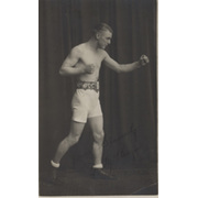 GEORGE MCKENZIE (LEITH) SIGNED BOXING POSTCARD