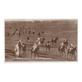 NEWMARKET - RUNNERS ON THE WAY TO POST