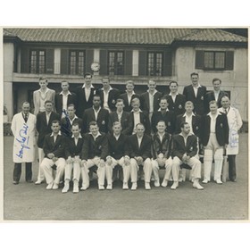 CANADA AND HAMPSTEAD C.C. 1954 CRICKET PHOTOGRAPH