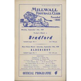 MILLWALL V BRADFORD PARK AVENUE 1959-60 FOOTBALL PROGRAMME