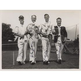 AUSTRALIAN CRICKETERS 1938 (FINGLETON, BROWN, MCCORMACK & WALKER) SIGNED PHOTOGRAPH