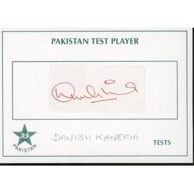 DANISH KANERIA (PAKISTAN) CRICKET AUTOGRAPH