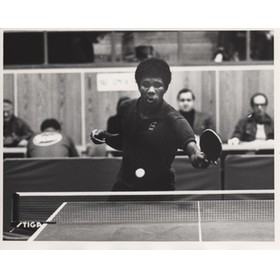 DESMOND DOUGLAS (ENGLAND) TABLE TENNIS PHOTOGRAPH
