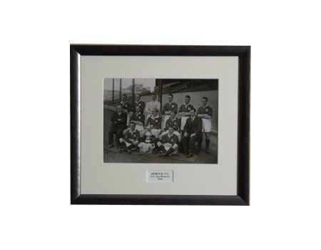 ARSENAL 1930 (FA CUP WINNERS) FOOTBALL PHOTOGRAPH