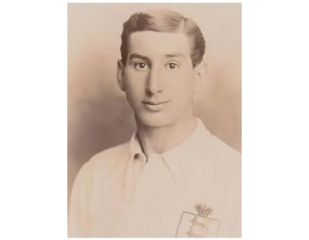 FRANK BRADSHAW (SHEFFIELD WEDNESDAY & ENGLAND) 1908 FOOTBALL POSTCARD