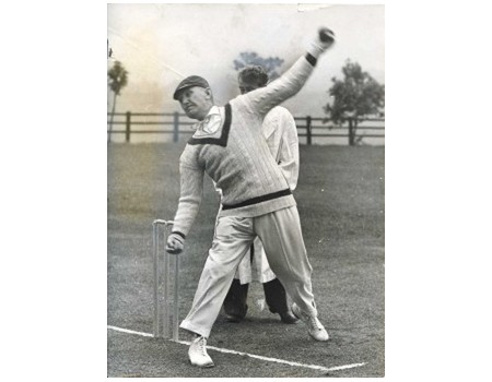 WILFRED RHODES  (YORKSHIRE & ENGLAND) 1949 CRICKET PHOTOGRAPH