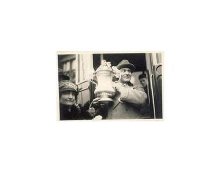 BOLTON WANDERERS 1923 (F.A. CUP WINNERS) FOOTBALL POSTCARD