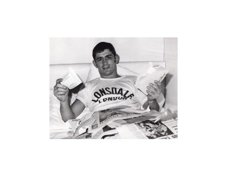 JOHNNY FAMECHON (WORLD FEATHERWEIGHT CHAMPION) 1969