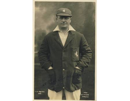 WALLY HARDINGE (KENT) SIGNED POSTCARD