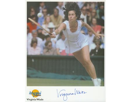 VIRGINIA WADE SIGNED PHOTOGRAPH