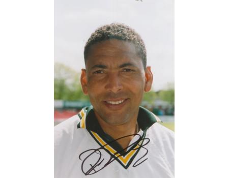 PHIL DEFREITAS SIGNED PHOTOGRAPH