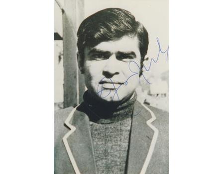 AFTAB GUL (PAKISTAN) SIGNED PHOTOGRAPH