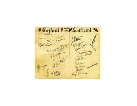 ENGLAND V SCOTLAND 1944 SIGNED ALBUM PAGE