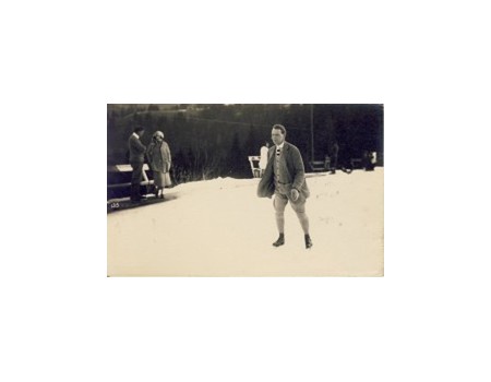 GENTLEMAN SKATER SMARTLY ATTIRED (SWITZERLAND?) postcard