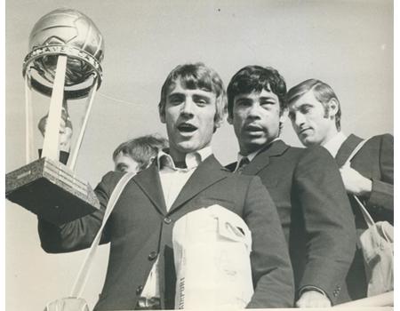 AC MILAN 1969 (INTERCONTINENTAL CUP WINNERS) FOOTBALL PHOTOGRAPH