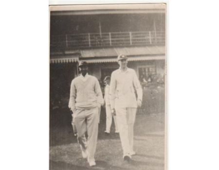 DULEEPSINHJI, K.S. & SCOTT, R.S.G. (SUSSEX) CRICKET POSTCARD